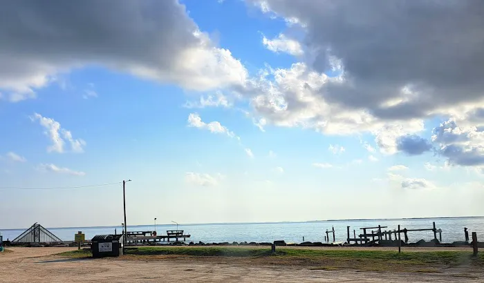 Lola & Ethel’s RV Park Picture 3