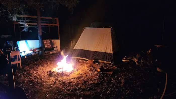Enchanted Oaks Campground Picture 1