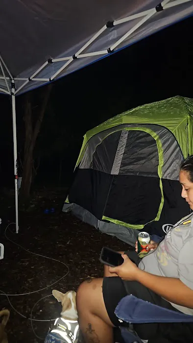 Twisted Oaks camp Picture 3
