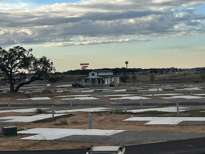 Centennial Creekside RV Park Picture 6