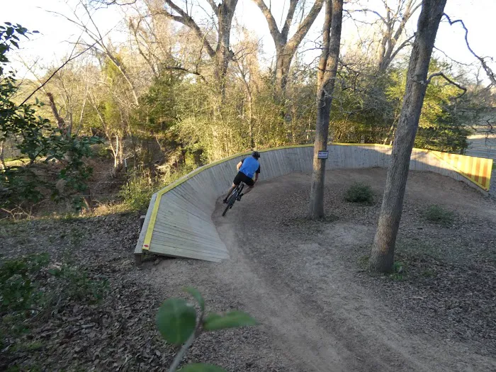 Bluff Creek Ranch (Mountain Biking Trails) Picture 9