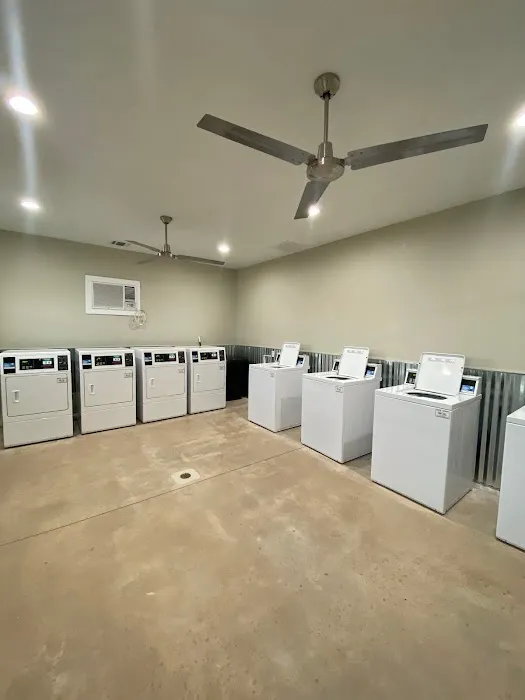Pecan Springs RV Resort Picture 4