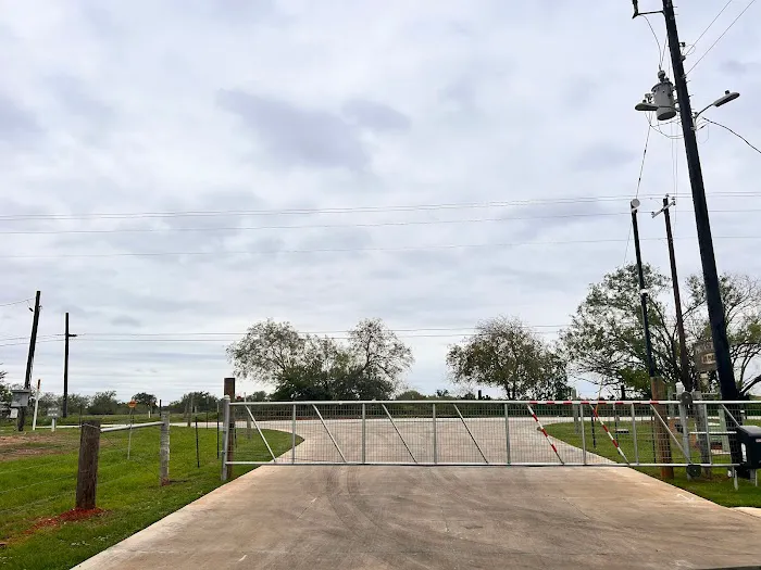 Pecan Springs RV Resort Picture 6