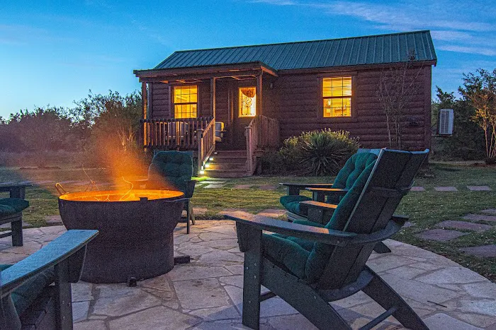 Julies Cabins Picture 8