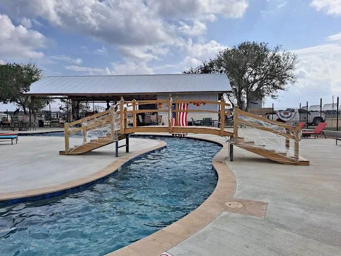 Iron Horse RV Resort Picture 10