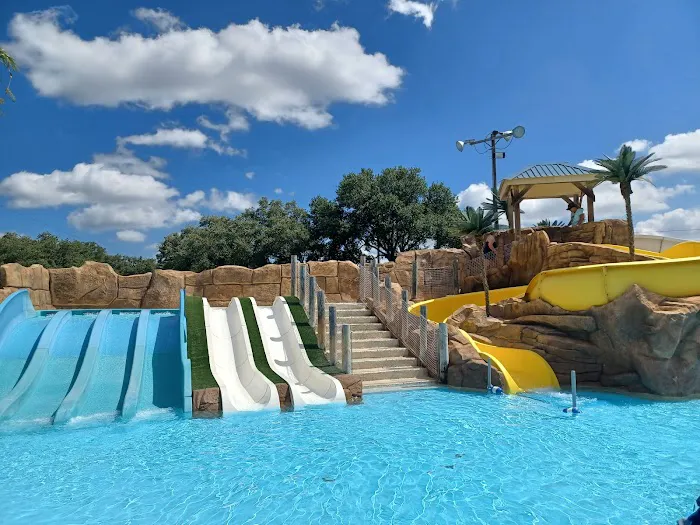Splashway Campground Picture 7