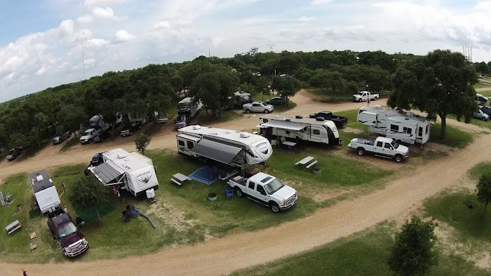 Splashway Campground Picture 9