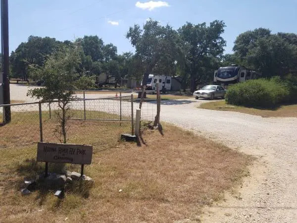 Medina River Rv Park and Camping Picture 1