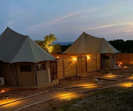 On The Rocks Glamping Resort