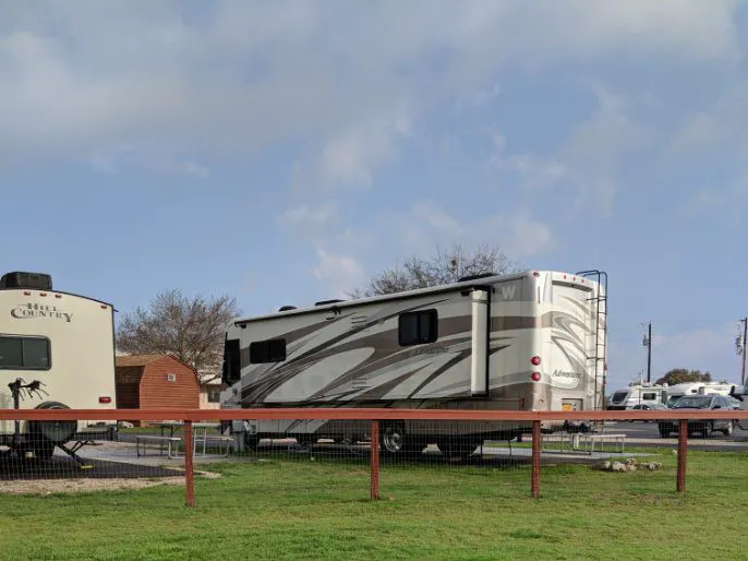 Leander / NW Austin KOA Holiday Picture 3