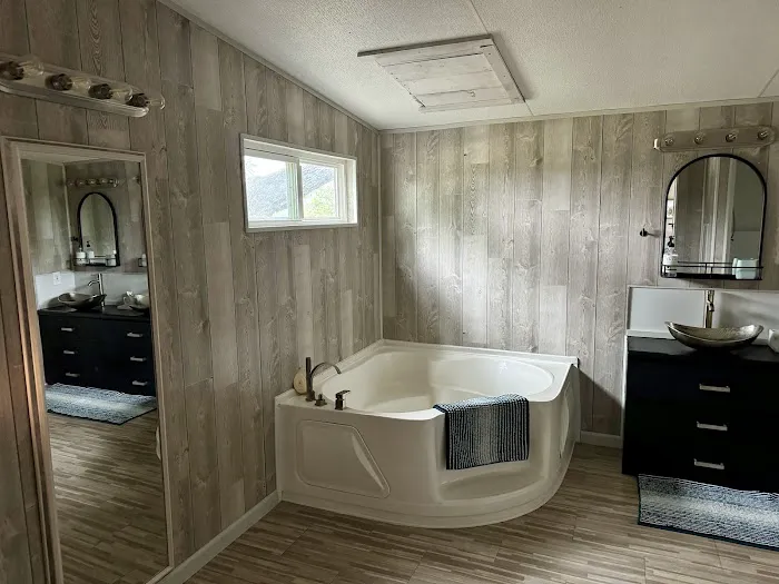 Memmie’s Farm Picture 2