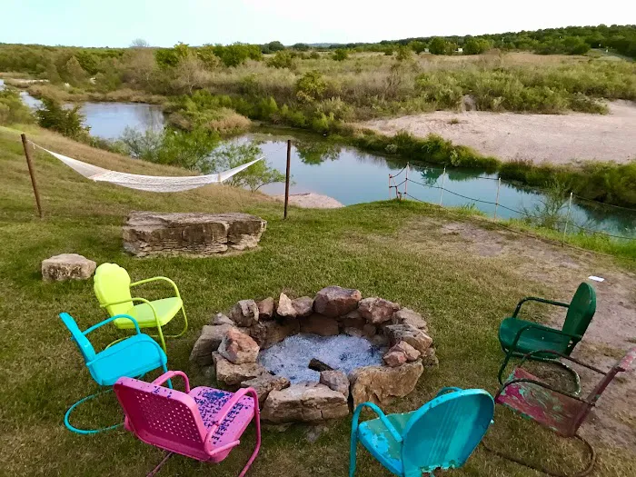 Dos Rios RV Park Picture 4