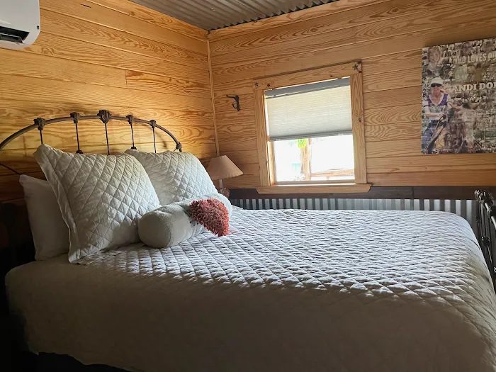 Andi's Cabin Picture 10