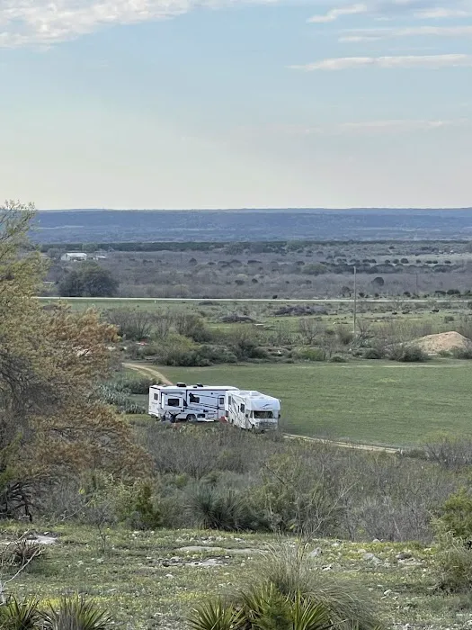 Phrog and Munkey camping Picture 2