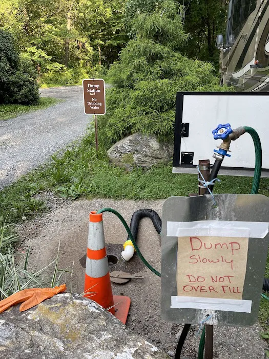 Sun-Air Lakeside Camp Picture 4