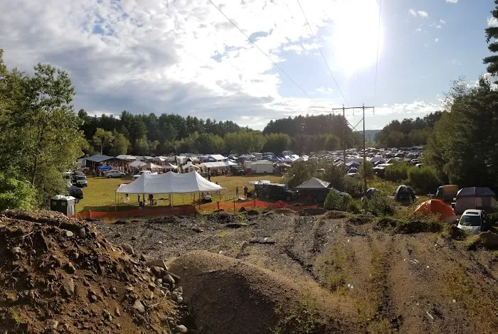 Tamworth Campground (A Modern America Campground) Picture 4