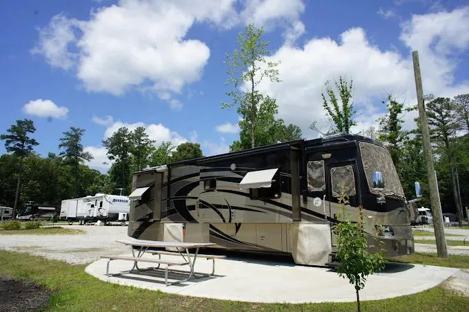 American Heritage RV Park Picture 1