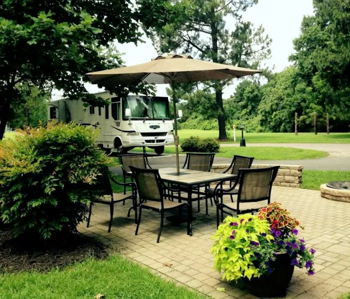 American Heritage RV Park Picture 5