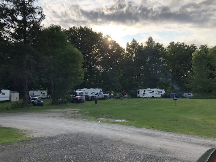 Potter Lake Shore Camp LLC Picture 5