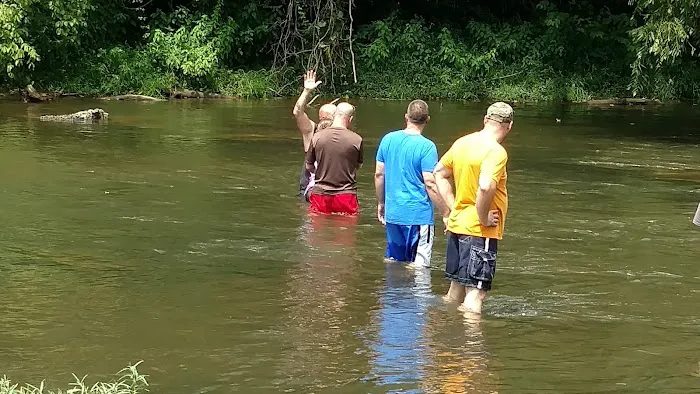 River Johns Outfitters LLC Picture 9