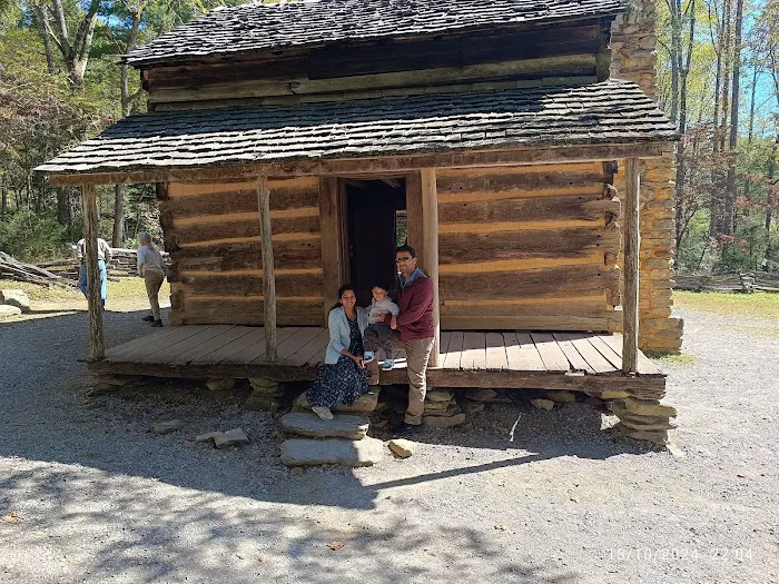 Ole Smoky Retreat Picture 10