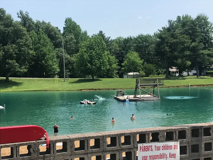 Windy Hollow Campground(camp*fish*swim) Picture 4