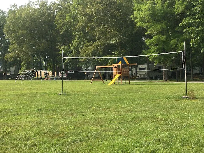 Whispering Oaks Campground Picture 7