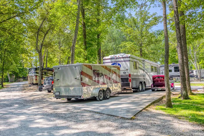 The Broken Banjo RV Park Picture 6