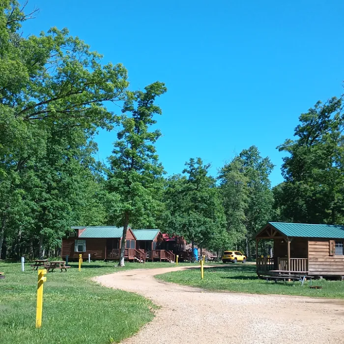 Nature's Touch Campground and RV Park Picture 4