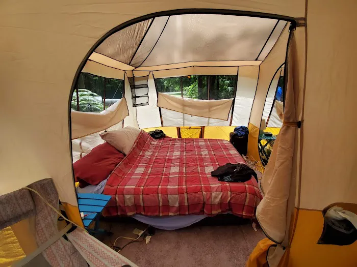 High Springs RV Resort and Campground Picture 1