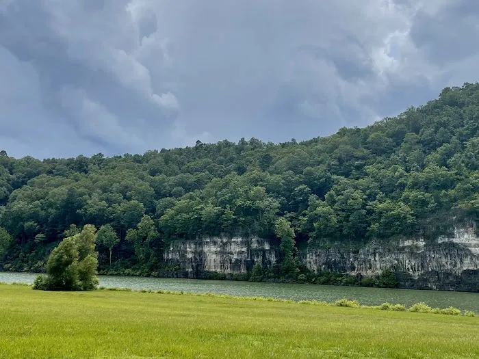 Bluff View Campground Picture 6
