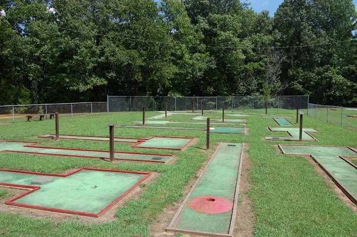 Deerhaven Campground Picture 9