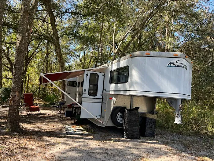 Shangrila Campgrounds Picture 6