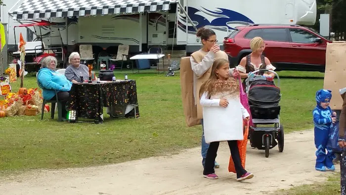 Whispering Pines Campground Picture 4