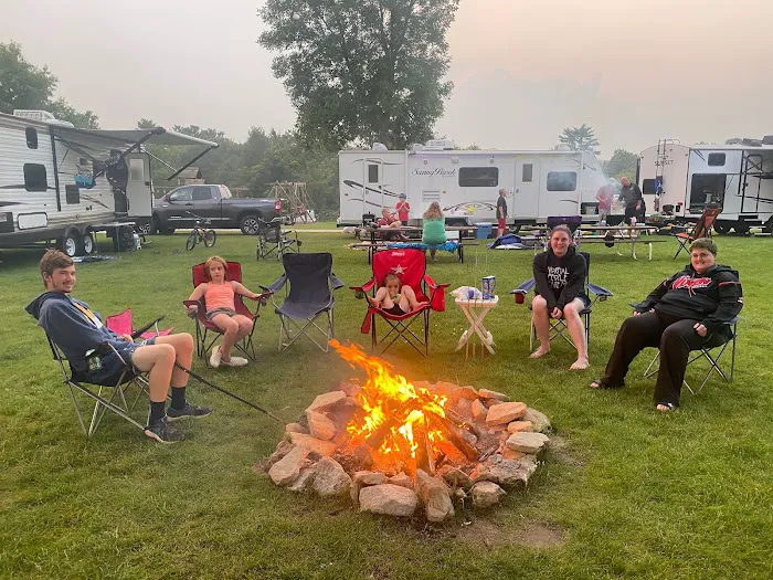 Harvest Farm Campground Resort Picture 4