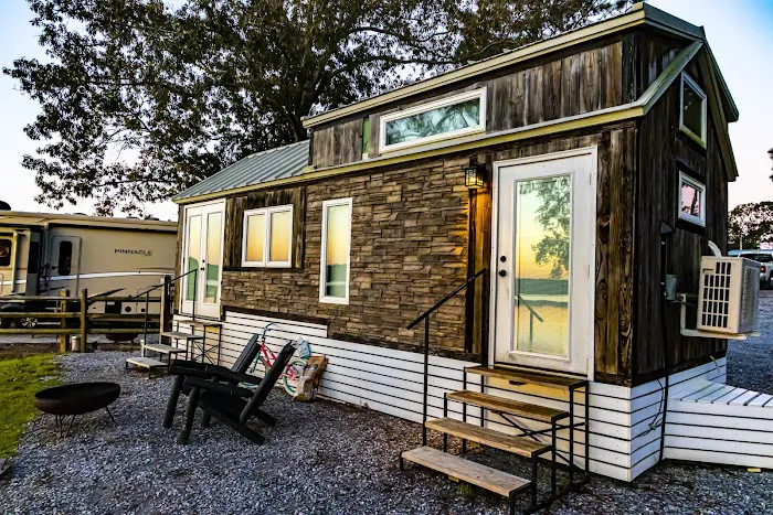 Twin Lakes Camp Resort Picture 1