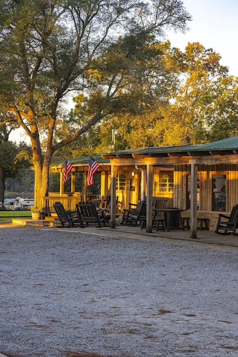 Twin Lakes Camp Resort Picture 9