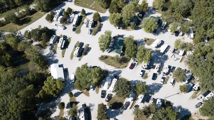 Lazy Day Campground Picture 6