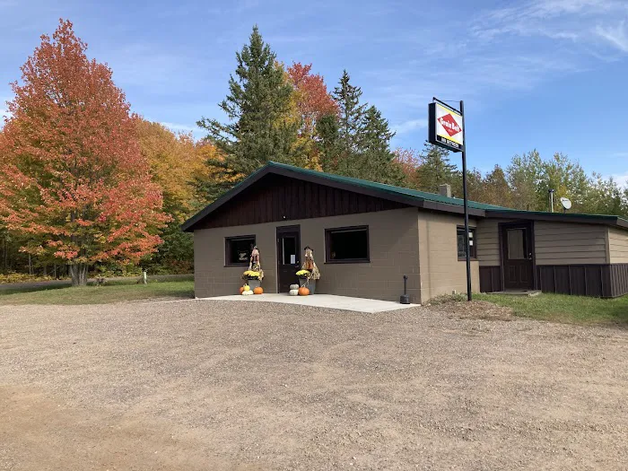 The InnBetween Bar & Campground Picture 4