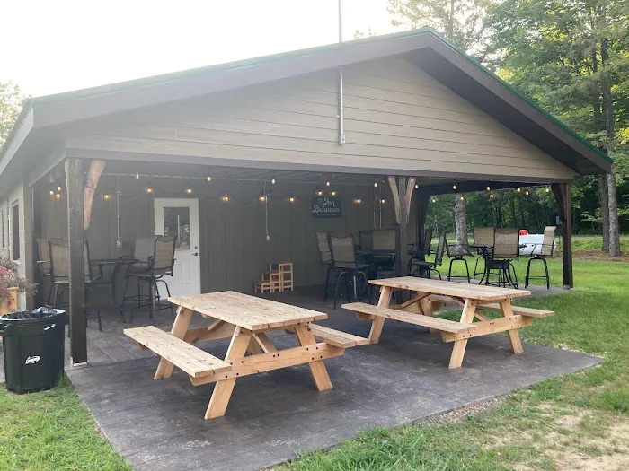 The InnBetween Bar & Campground Picture 8