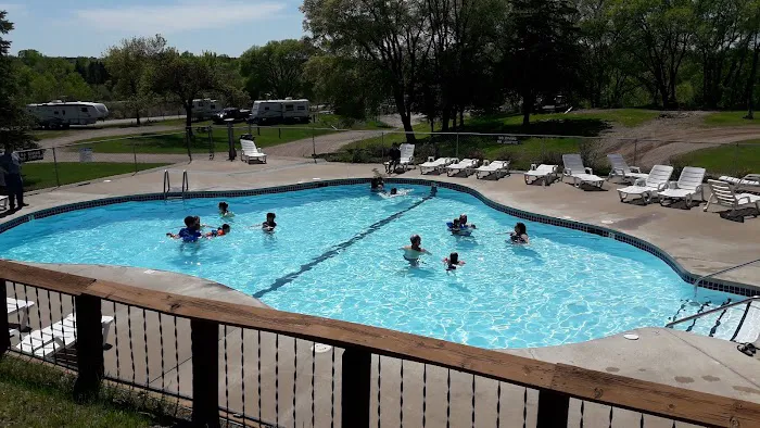 River's Edge Apple River Tubing & Camping Picture 5