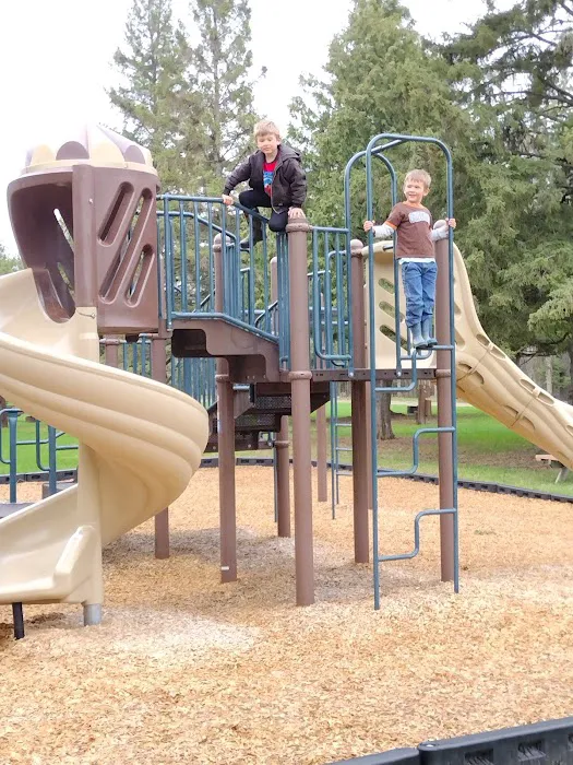 Pine Tree Park Municipal Campground Picture 5