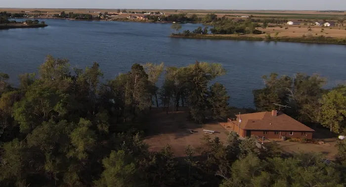 Modern cabin at Mina lake Rec. Area Picture 1