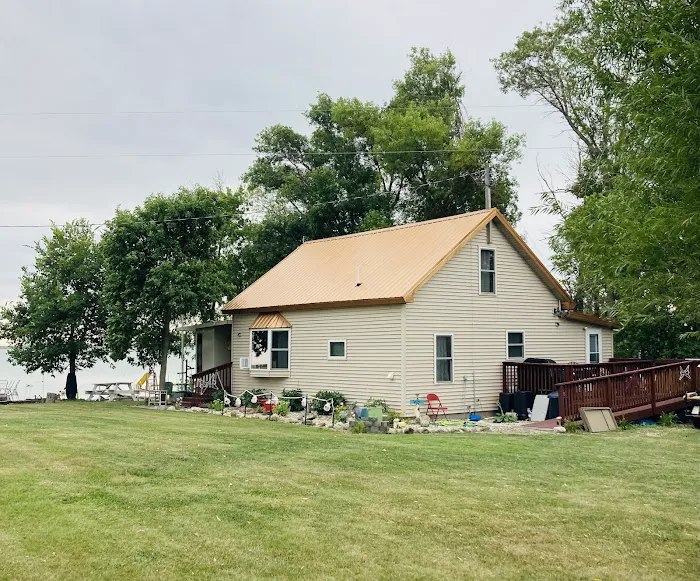 Copper Top Lake Cottage Picture 1