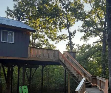 Lost Boys’ Treehouse Hideout