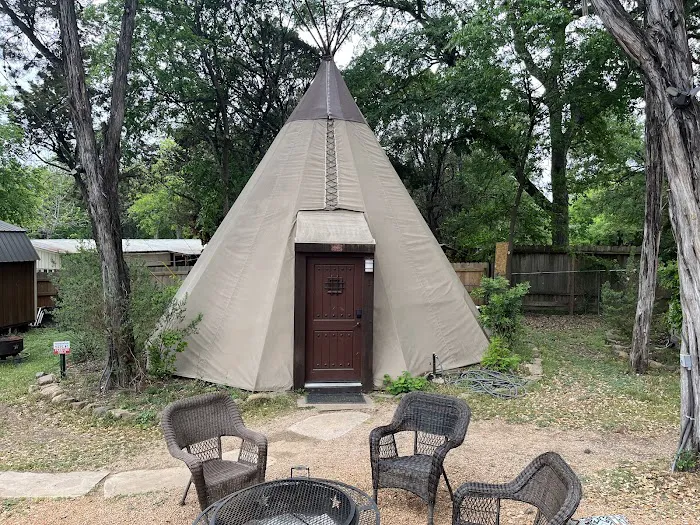 Hill Country Tipis Picture 3