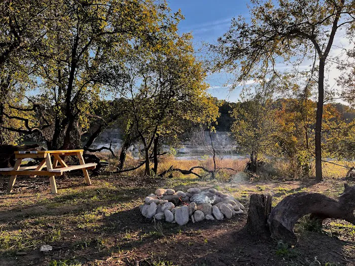 Sparrow Bend River Retreat Picture 4