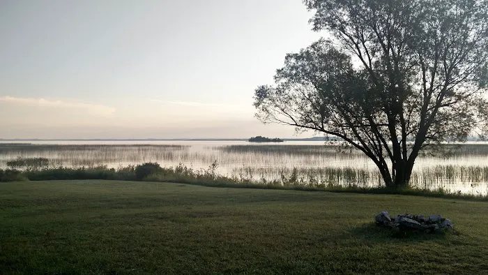 Water's Edge Resort Picture 1