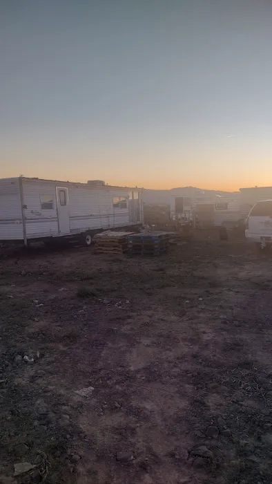 Canyon Cabin Camping Picture 3