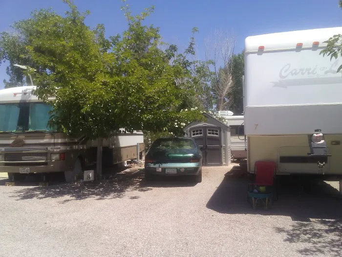 King's Court LLC Picture 1